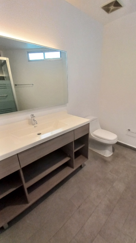 20240715_171858_resized